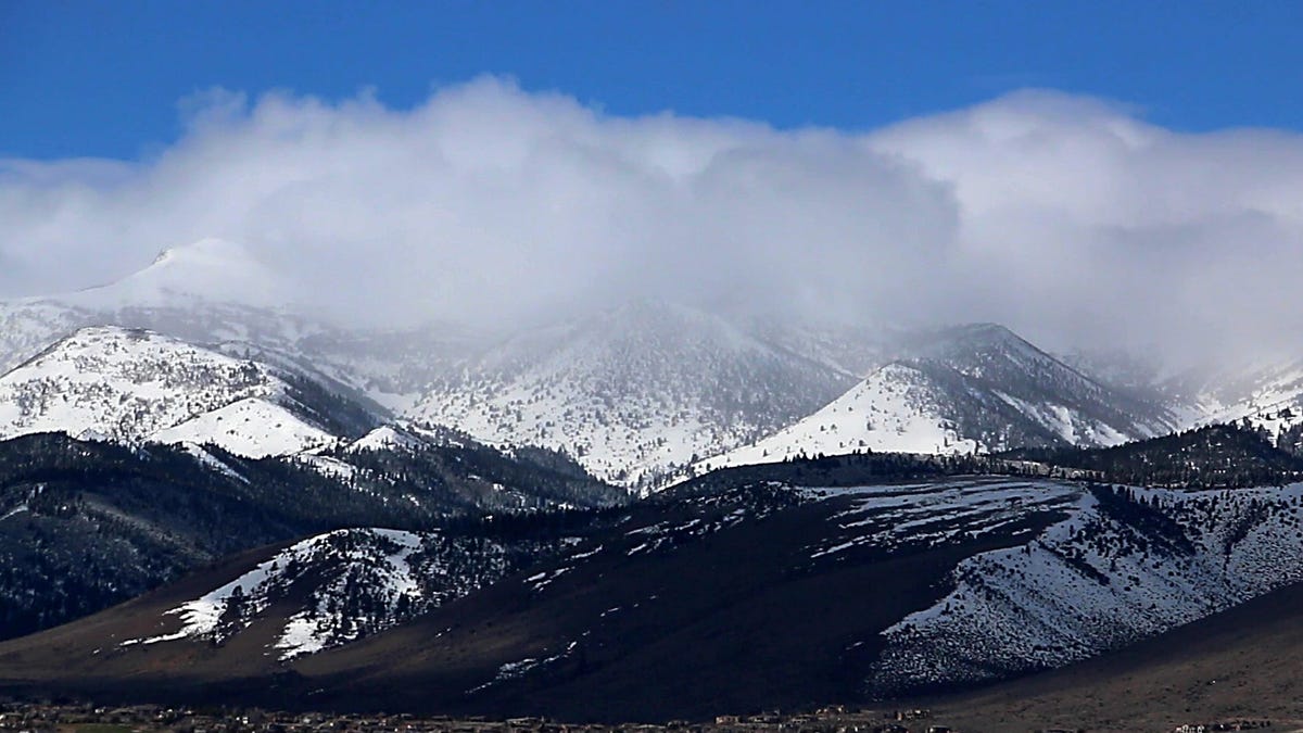 Sierra Nevada mountains see dusting of snow in August