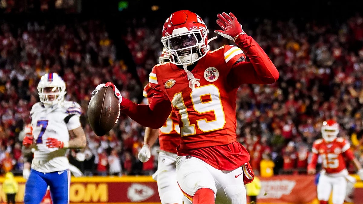 NFL roster cut candidates: Could Chiefs drop wide receiver Kadarius Toney?