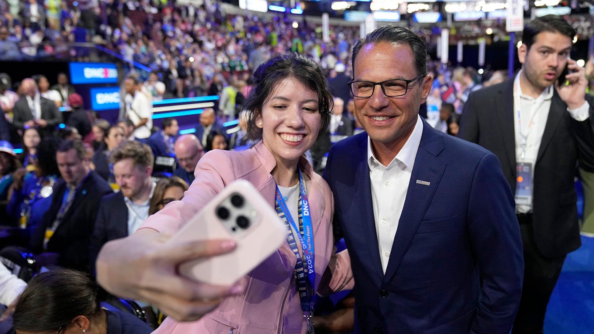 At national convention, Democrats pass the torch to a new generation of leaders