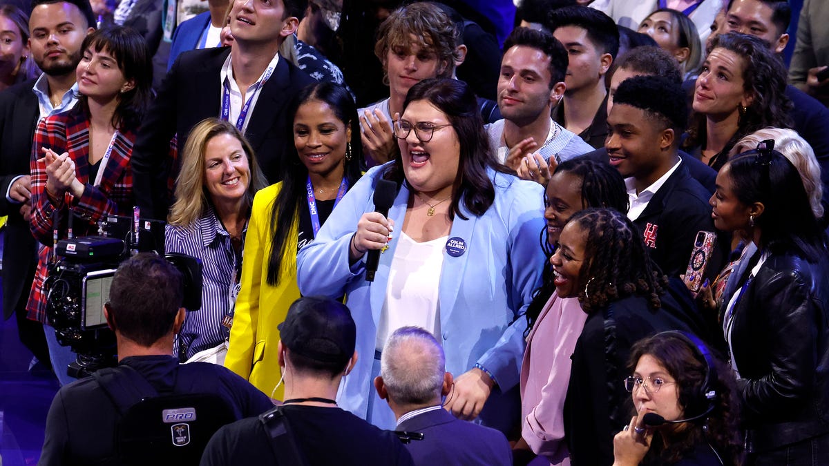 DNC live analysis: Gen Z is here. Kamala Harris is embracing us.