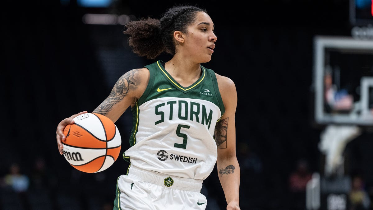 Gabby Williams signs with Seattle Storm after Olympic breakout performance for France