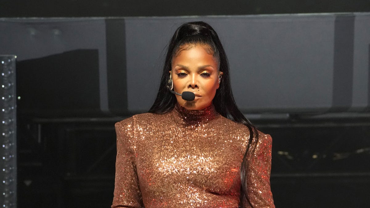 Janet Jackson says she’s related to Stevie Wonder, Samuel L. Jackson and Tracy Chapman