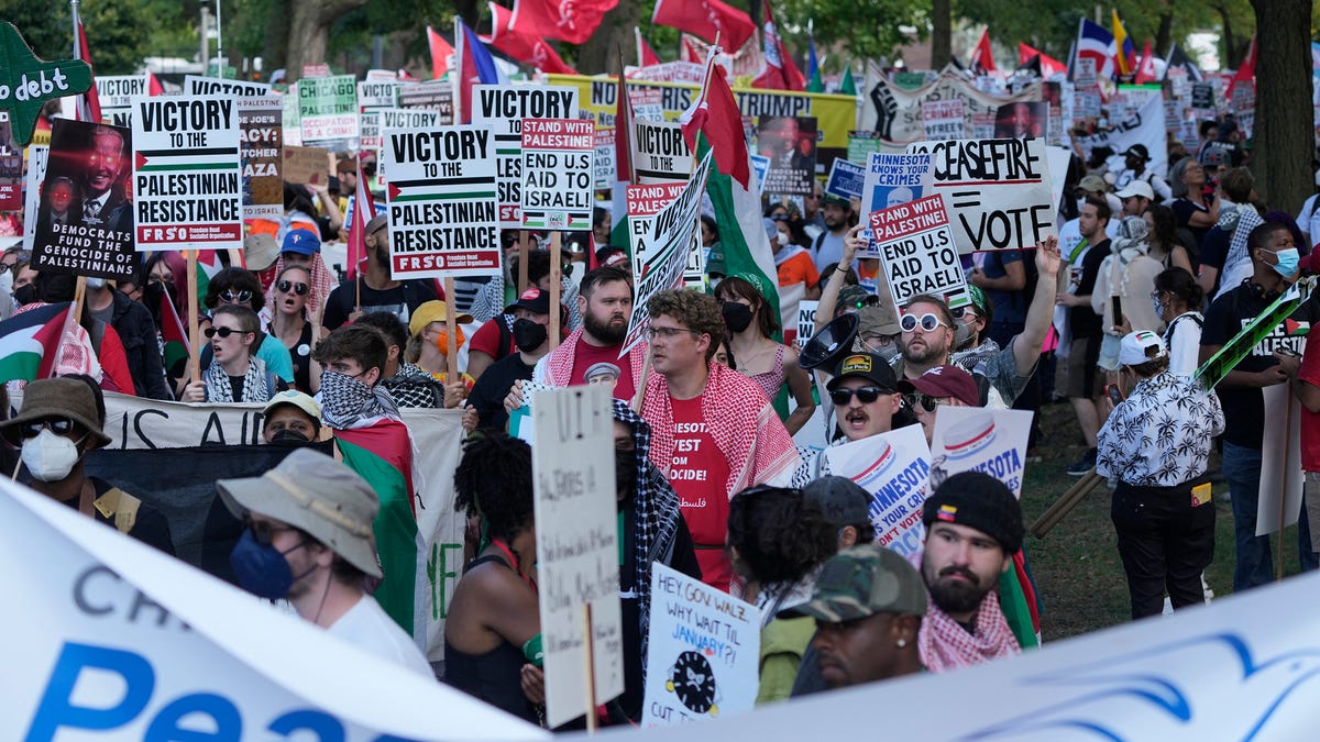 The DNC protests in support of Palestinians need to happen. Why isn’t that obvious?