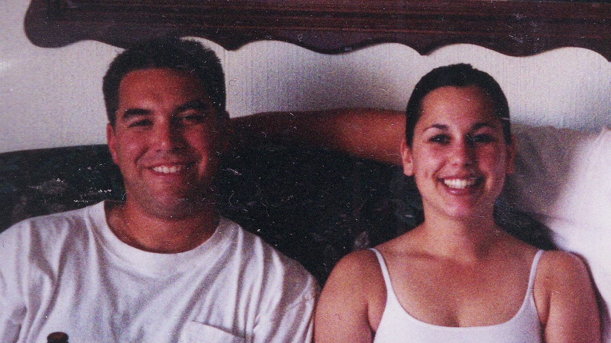 Laci Peterson murder case revisited, Scott speaks in dueling documentaries