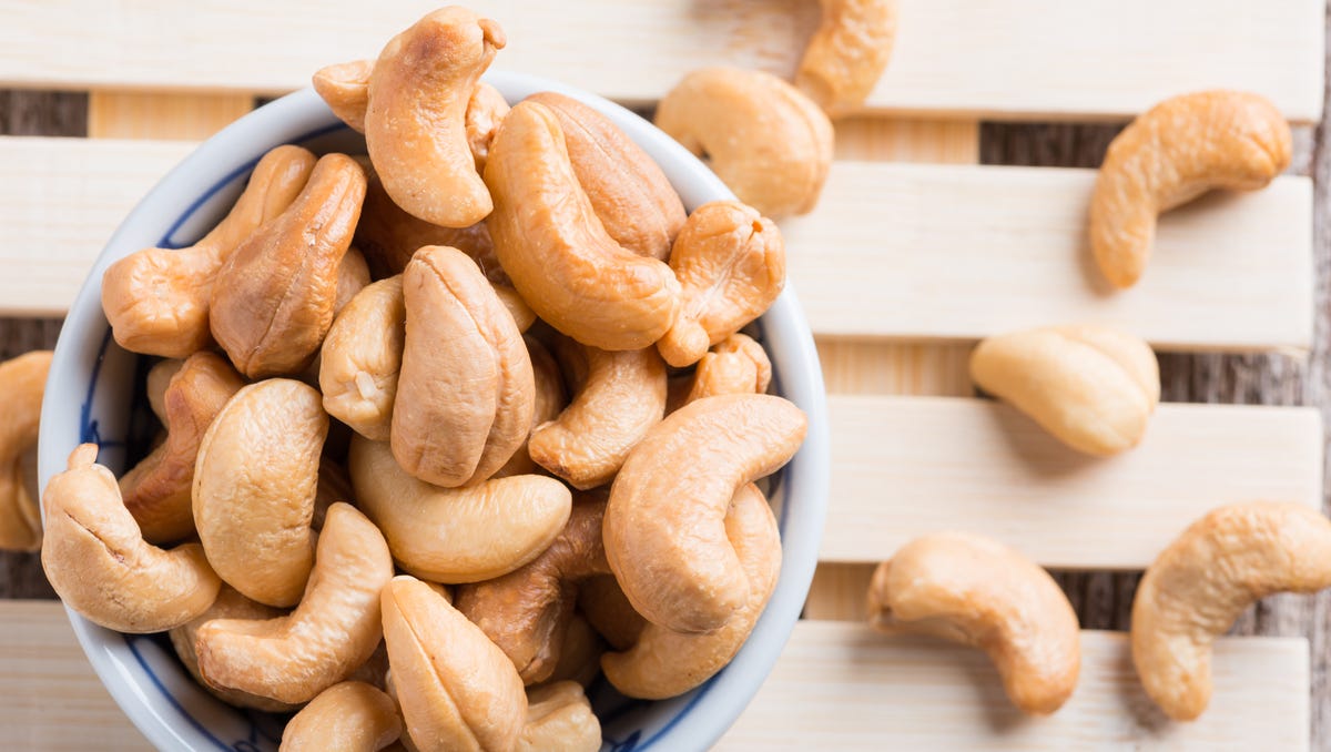 Yes, cashews are good for you. But here’s why it’s critical to eat them in moderation.