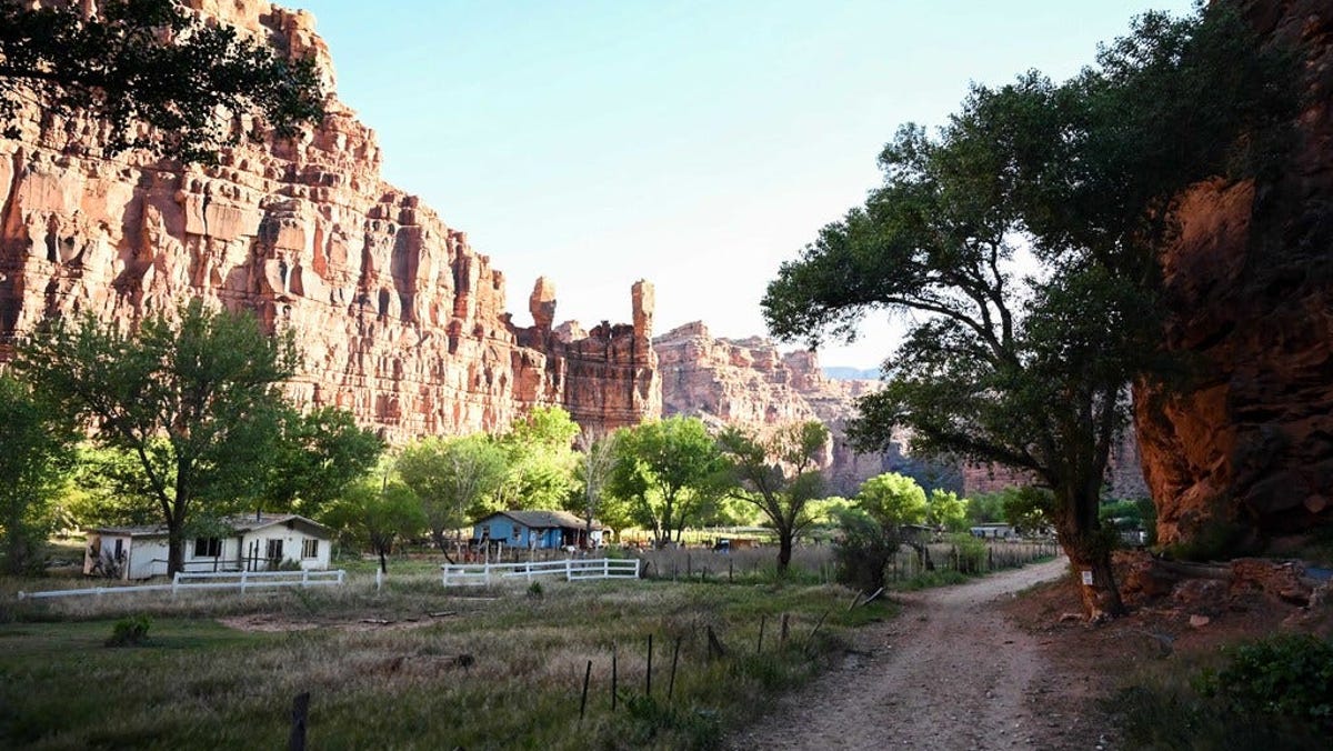 Hiker’s body found in Grand Canyon after flash floods; over 100 airlifted to safety