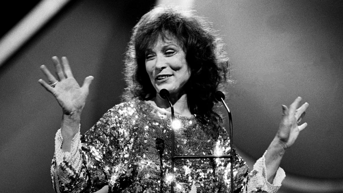 Loretta Lynn’s granddaughter Lynn Massey dies after ‘difficult’ health battle