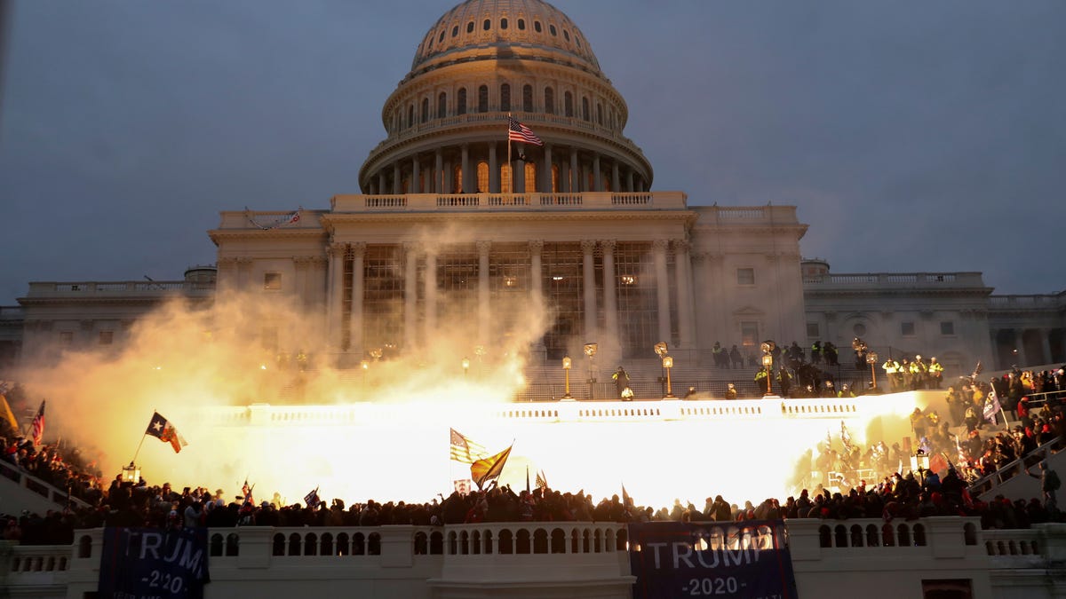 Trump golf course set to host Jan. 6 ‘Awards Gala’ fundraiser for Capitol riot defendants