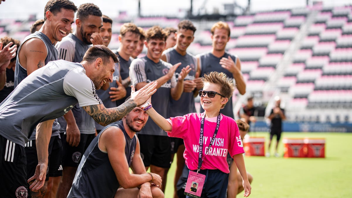 Meeting Messi is dream come true for 23 Make-A-Wish families