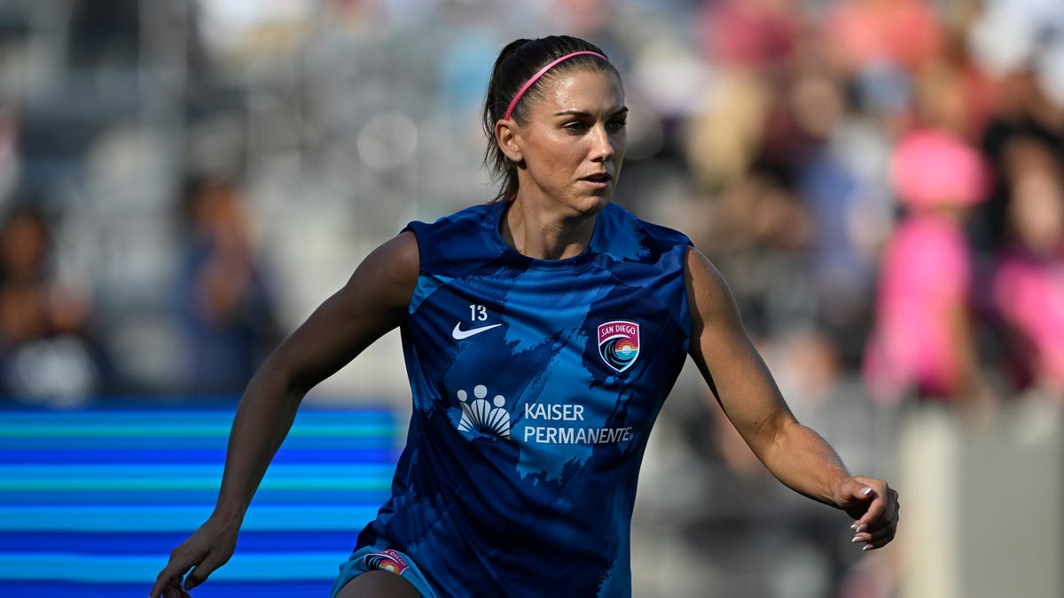 USWNT star Alex Morgan announces retirement from soccer, second pregnancy