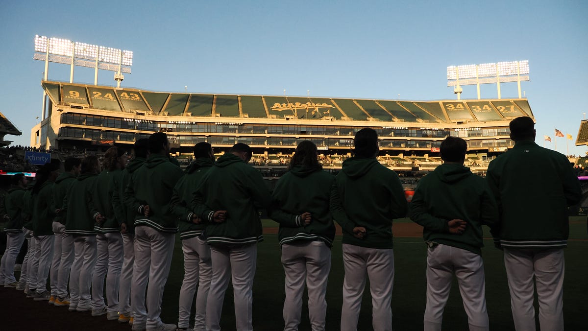 It’s not just fans: A’s players have eyes on their own Oakland Coliseum souvenirs, too