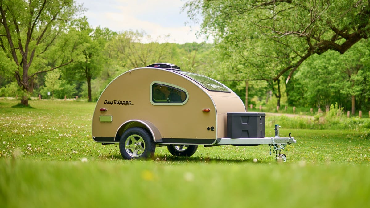 The Vistabule DayTripper teardrop camper trailer is affordable (and adorable)