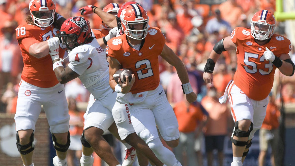 Clemson, Dabo Swinney send message to ACC with domination of North Carolina State