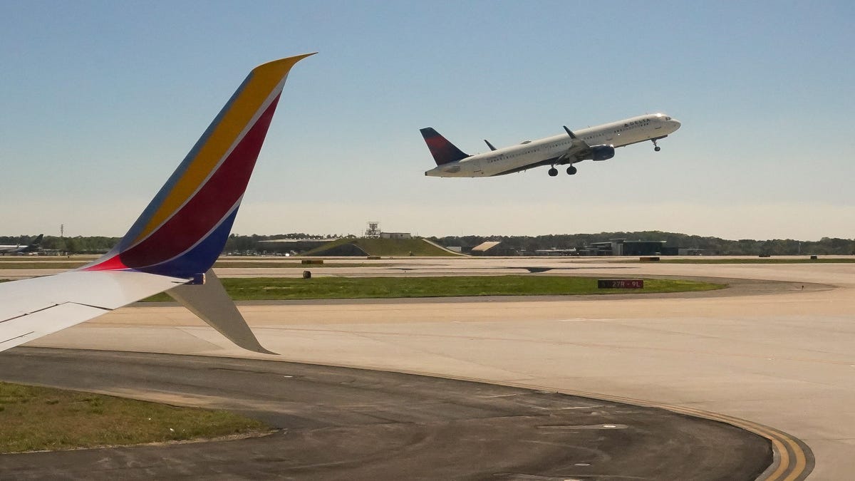 Delta planes collide at Atlanta airport, damaging aircrafts’ tail and wing