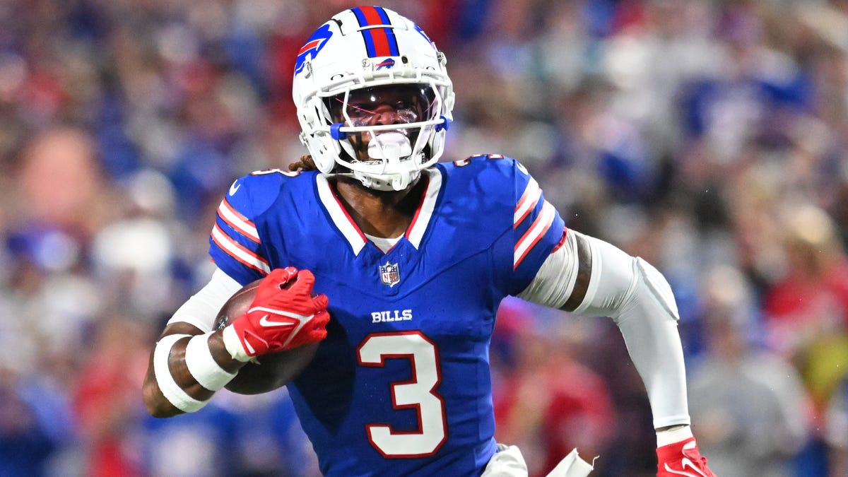 Damar Hamlin gets first career interception in Bills’ MNF game vs. Jaguars