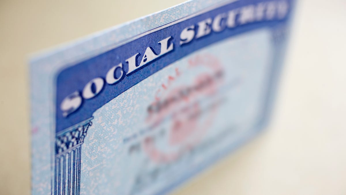 Here are the average Social Security benefits at retirement ages 62, 67, and 70