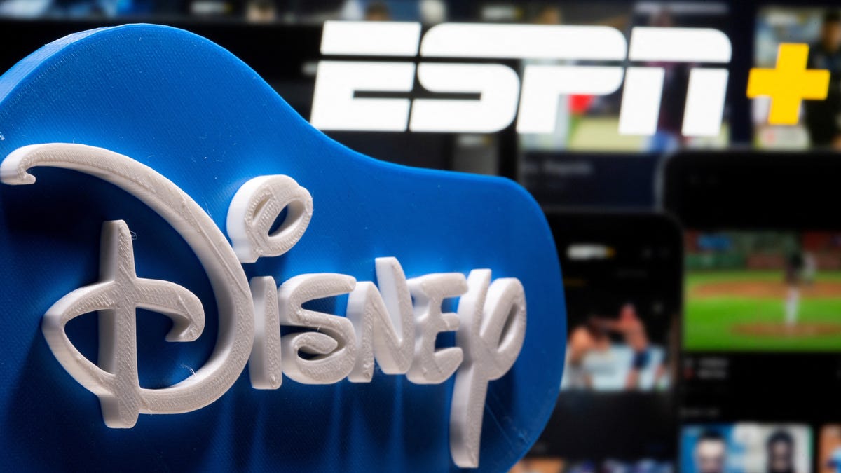 Disney-DirecTV dispute: ESPN and other channels go dark on pay TV system