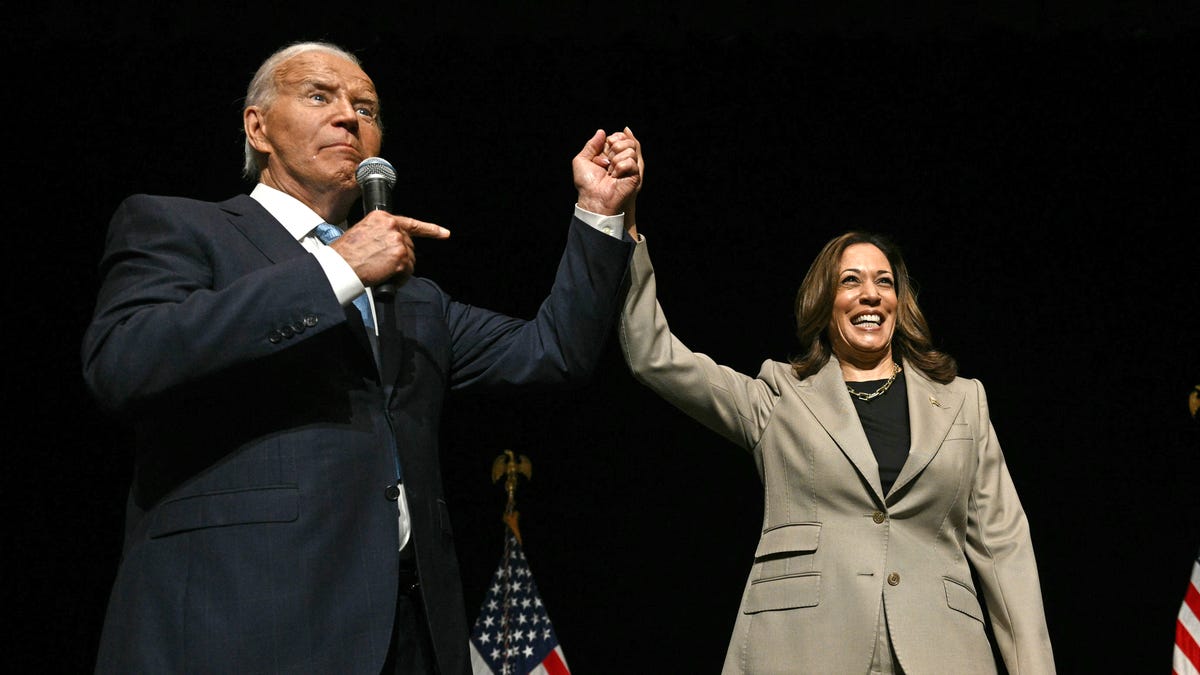 Chasing blue-collar voters, Harris brings Biden to Pittsburgh on Labor Day