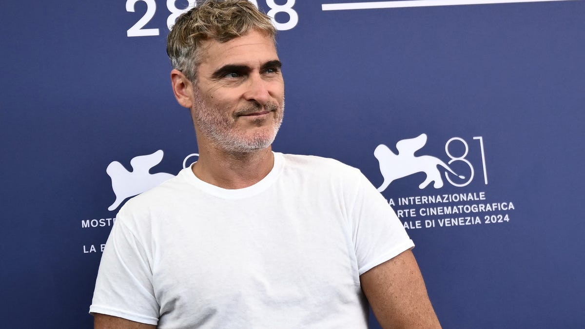 Joaquin Phoenix on ‘complicated’ weight loss for ‘Joker’ sequel: ‘I probably shouldn’t do this again’