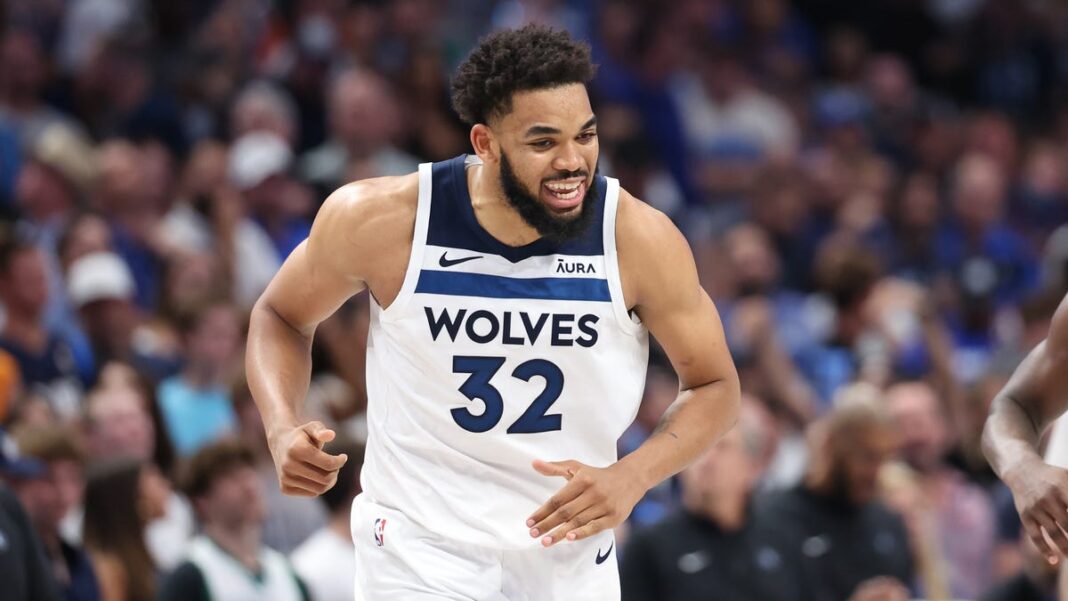 Knicks trade for Karl-Anthony Towns in blockbuster deal