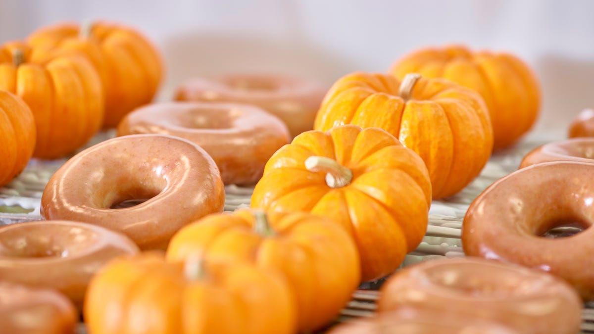 Krispy Kreme brings back pumpkin spice glazed doughnut, offers $2 dozens this weekend