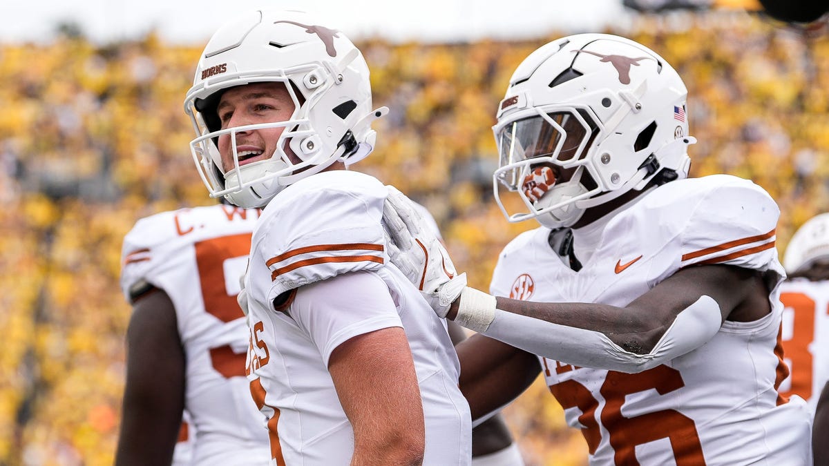 Texas vs Michigan highlights: No. 3 Longhorns crush No. 9 Wolverines, score, analysis