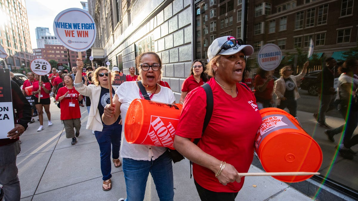 Thousands more US hotel workers continue to strike: What travelers can expect