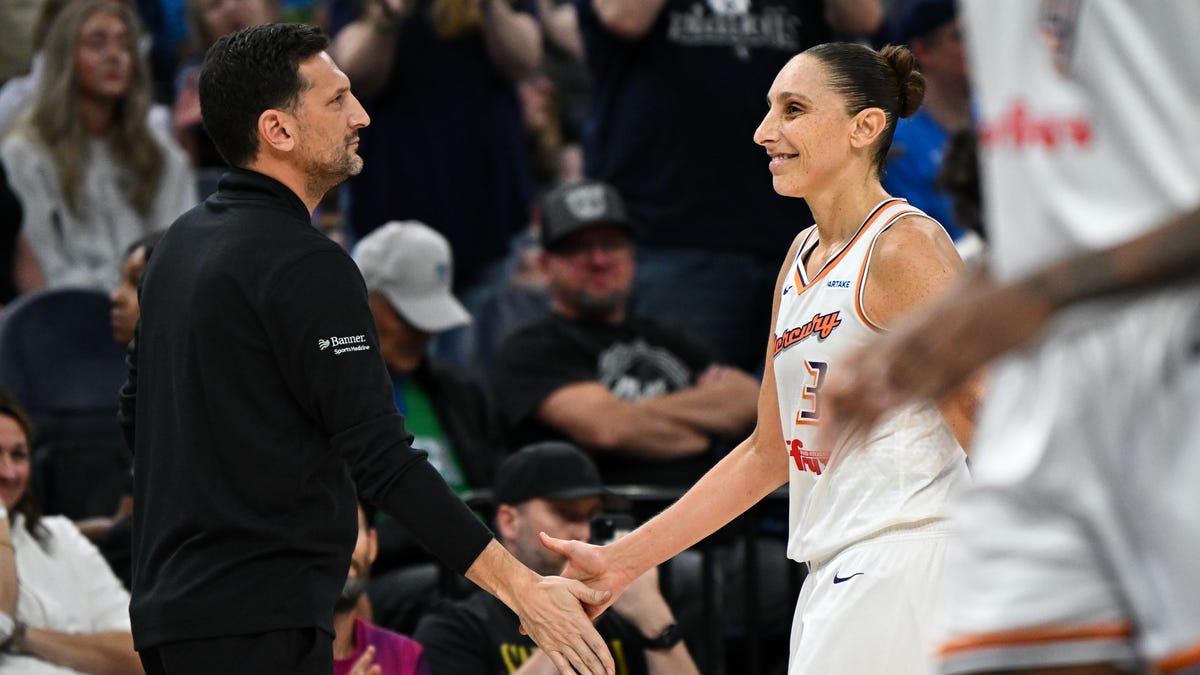 Napheesa Collier matches WNBA scoring record as Lynx knock out Diana Taurasi and the Mercury