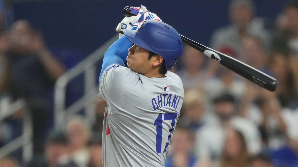 Shohei Ohtani hits HR No. 48, but Los Angeles Dodgers fall to Miami Marlins