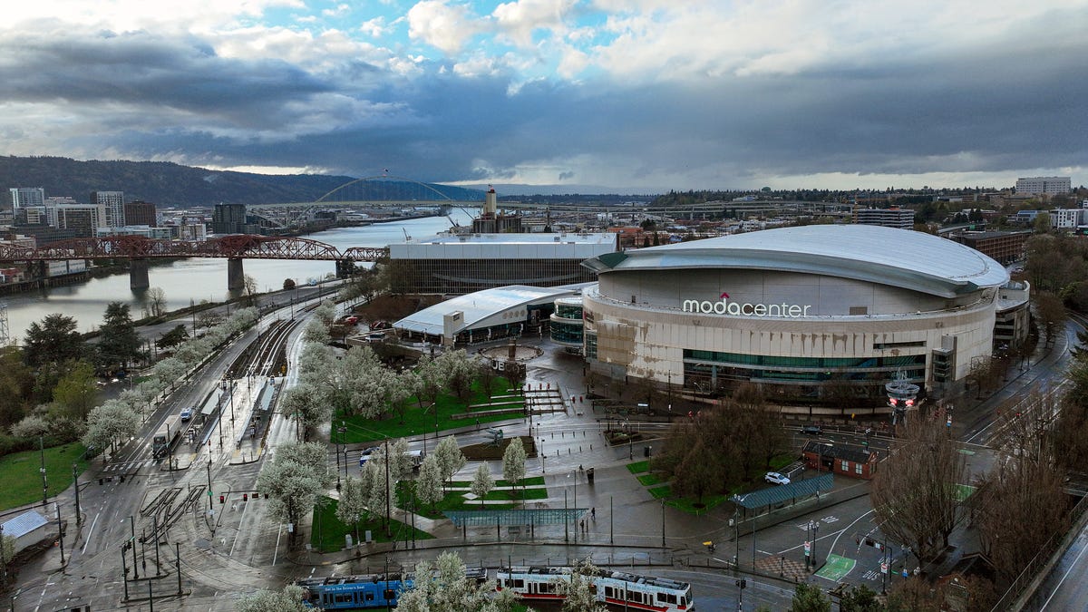 Riding wave of unprecedented popularity, WNBA announces 15th team will go to Portland