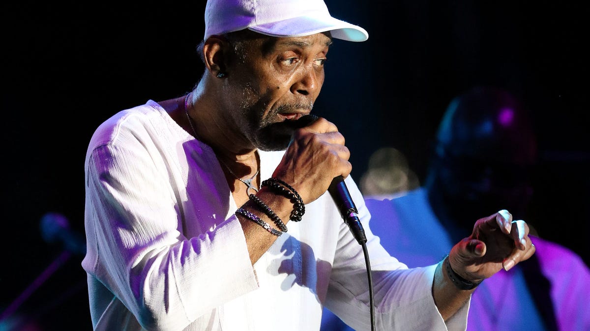 Frankie Beverly, soulful ‘Before I Let Go’ singer and Maze founder, dies at 77