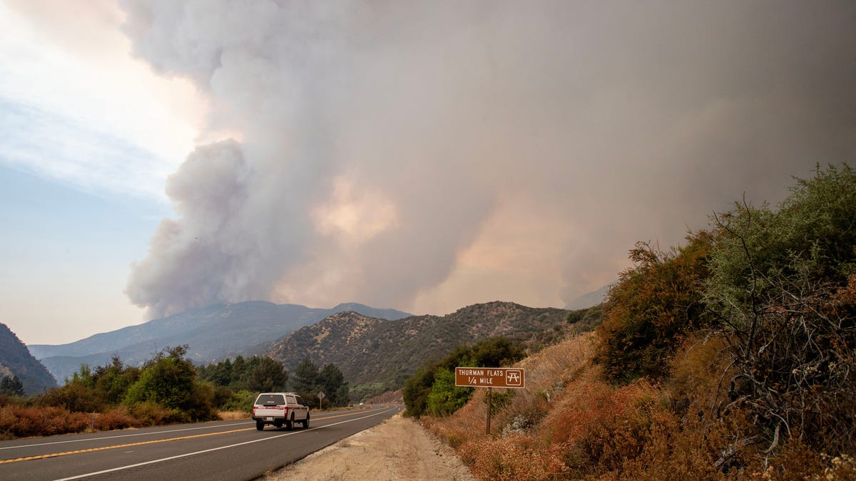 Southern California wildfires affect tens of millions from miles away with toxic air