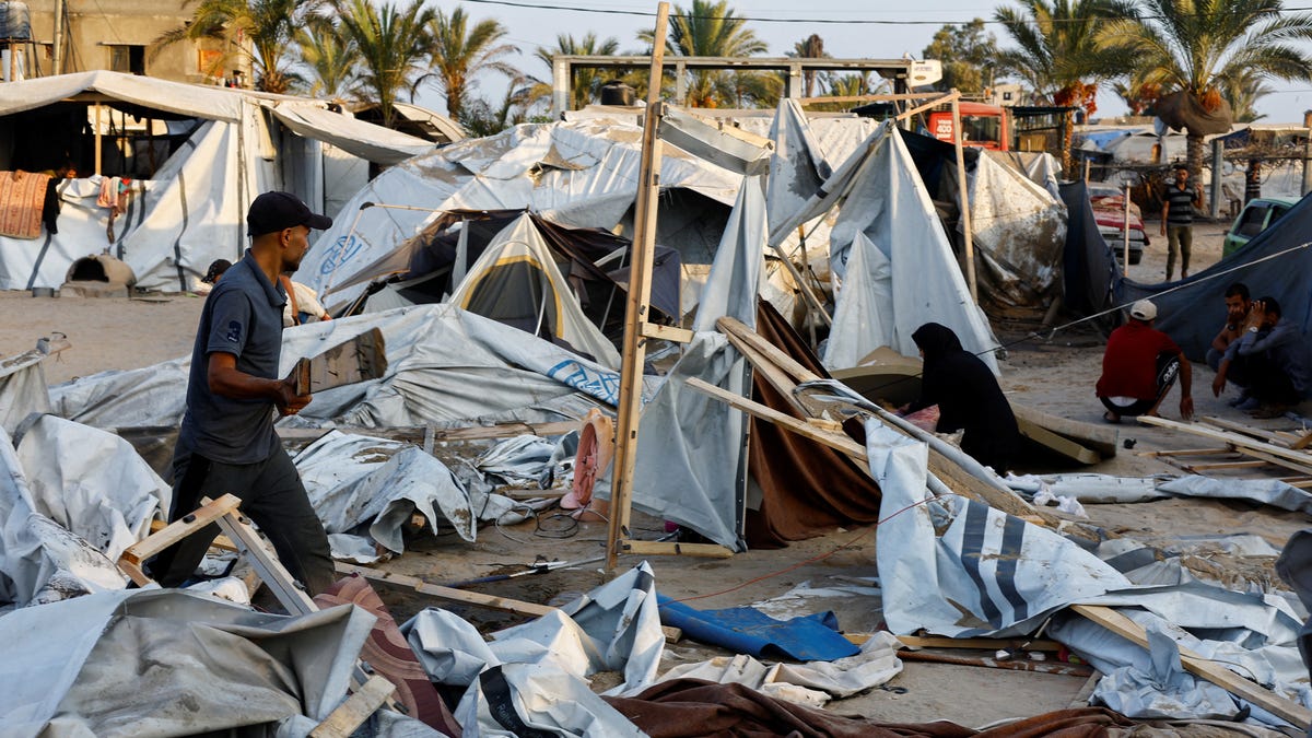 More than 40 dead, dozens injured in Israeli airstrikes on Gaza tent camp, agency says