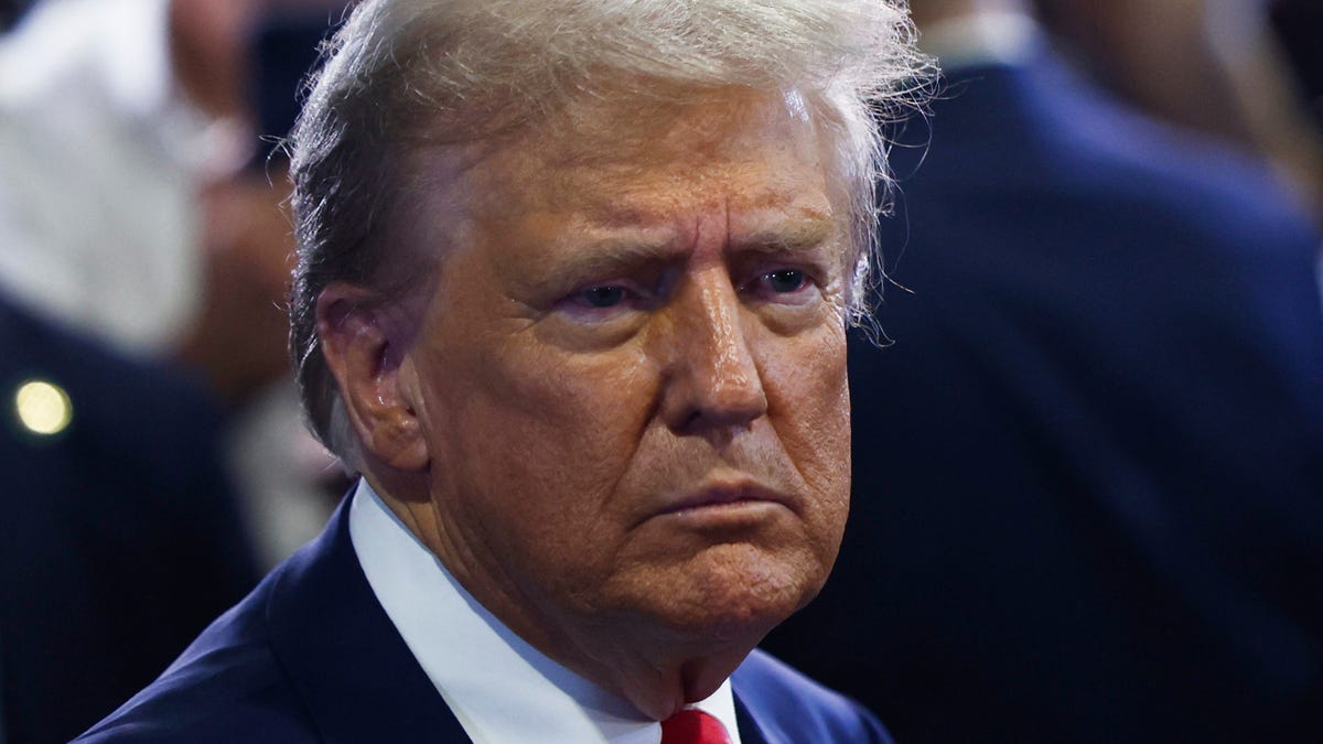 Donald Trump threatens to imprison Biden, Harris, Pelosi, and others. Experts are worried