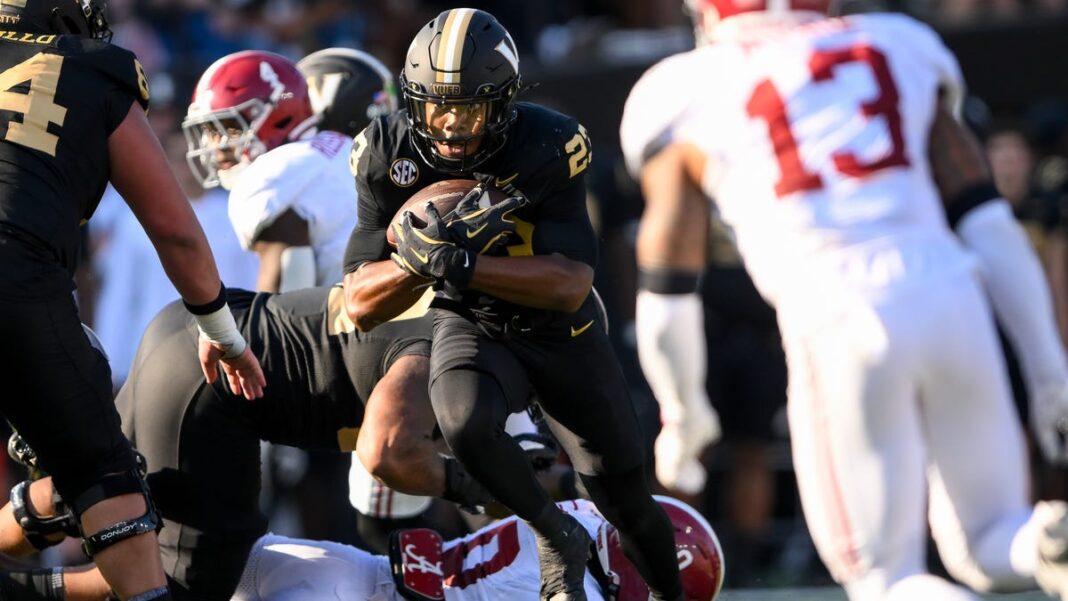 Vanderbilt pulls off stunning upset of No. 2 Alabama to complicate playoff picture