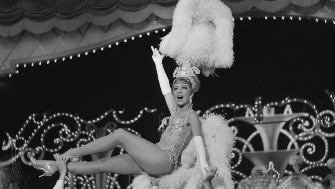 The Tropicana was once ‘the Tiffany of the Strip.’ For former showgirls, it was home.