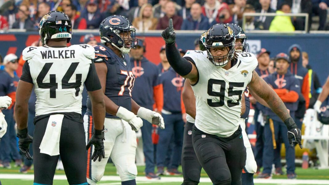 Jacksonville Jaguars trade DL Roy Robertson-Harris to Seattle Seahawks