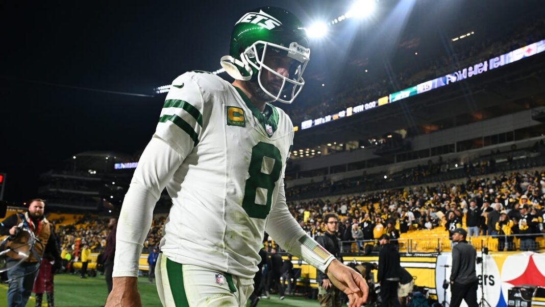 Aaron Rodgers is out of excuses. The Jets’ problems point back to him.