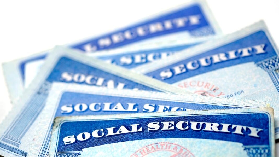 Nearly half of Americans are wrong about this Social Security rule