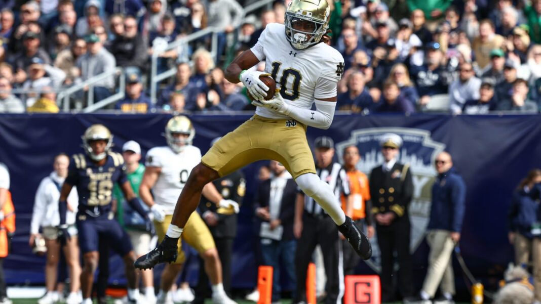 No. 11 Notre Dame dominates Navy in what was Saturday stroll through swamps of New Jersey