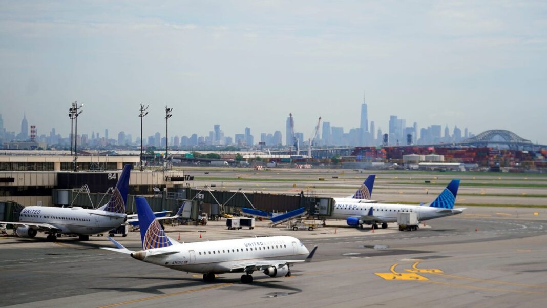 FAA says United Airlines has no significant safety issues as it concludes enhanced review