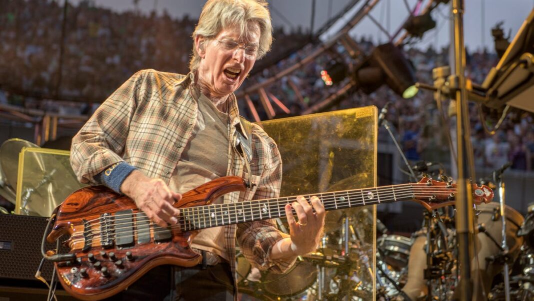 Phil Lesh, the Grateful Dead’s pioneering bass guitarist, dies at 84