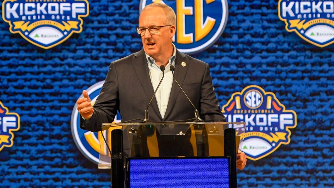 SEC, Big Ten moving closer to taking their college football ball home and making billions