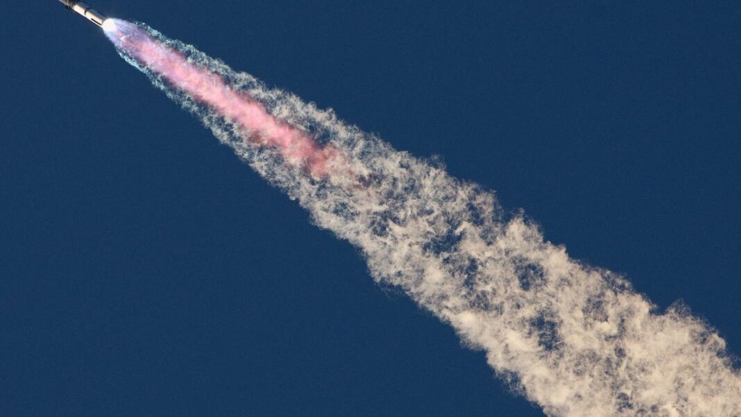 SpaceX launches Starship the 5th time; successfully catches booster in huge mechanic arm