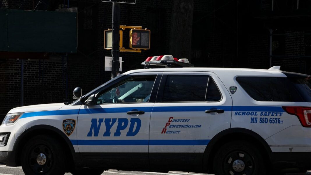 2 people, ages 17 and 19, shot inside NYC McDonald’s in Upper West Side on Halloween: NYPD