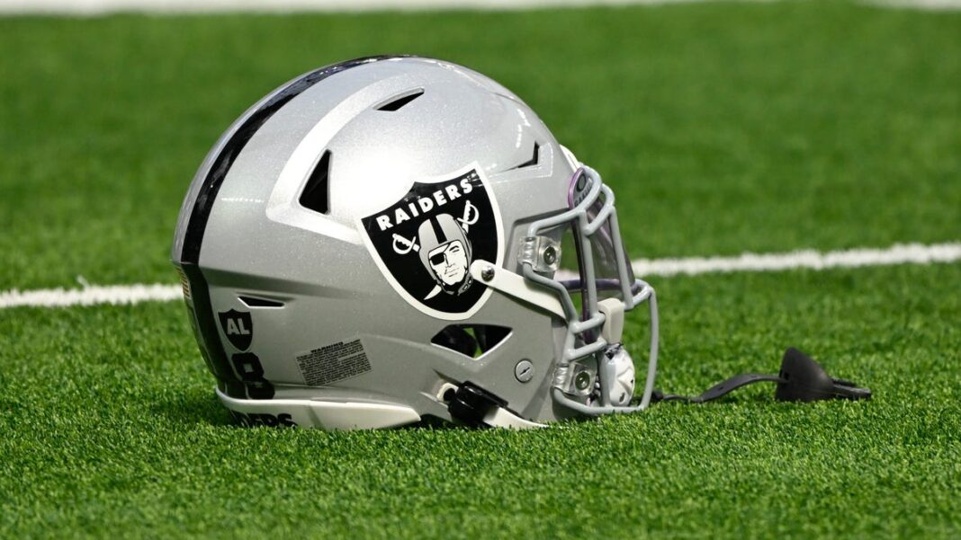 Raiders fire offensive coordinator Luke Getsy, two more coaches after 2-7 start