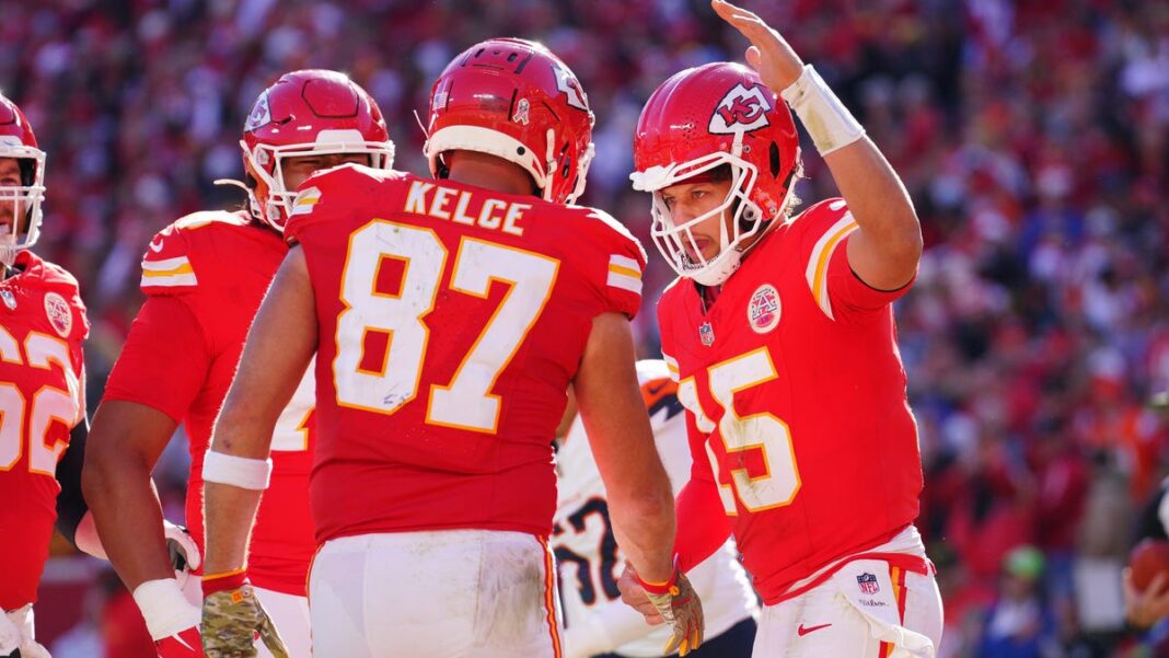 Homes of Patrick Mahomes, Travis Kelce burglarized, per reports