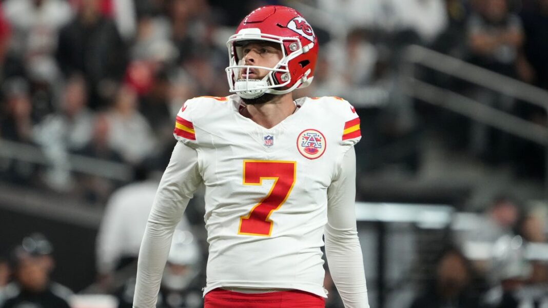 Harrison Butker injury update: Chiefs kicker out for game vs. Bills, headed to IR