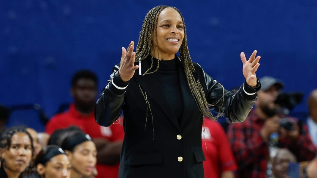 Teresa Weatherspoon lands head coaching gig two months after being fired by Chicago Sky