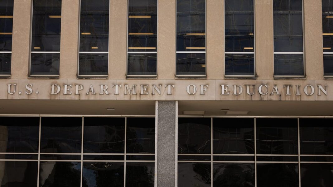 GOP senator introduces bill to eliminate US Department of Education